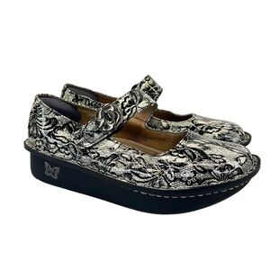Alegria Paloma Women's Black & Beige Lace Mary Jane Shoes
